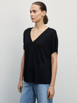 Футболка со спущенным плечом / Zarina  фото 4