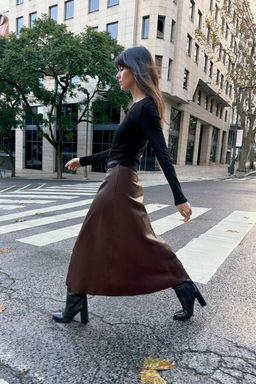 FAUX LEATHER MIDI SKIRT WITH BELT - Zara фото 17