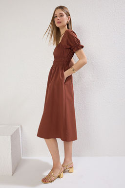 TRENDYOLMILLA K?rm?z? Belden Ac?lan Balon Kollu Midi Dokuma Elbise TWOSS22EL1768 фото 22