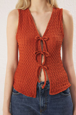 Ekru Dokulu Fitted/Vucuda Oturan Baglama Detayl? Esnek Orme Bluz TWOSS25BZ00123 - Trendyolmilla фото 10