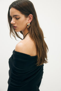 Vestido off-the-shoulder con escote vuelto - H&m фото 4