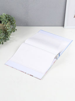 Фотоальбом на 200 фото 13х18 см "Сердца и листья" серо-розовый, в коробке 5,5х23,5х29,5 см   1096272