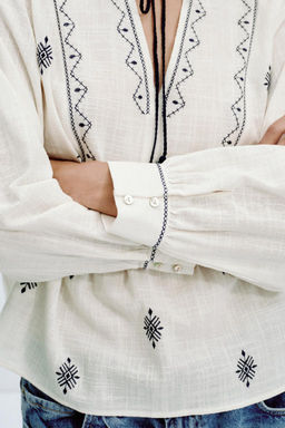 RUSTIC EMBROIDERED BLOUSE - Zara фото 5