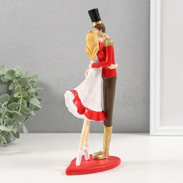 Фигурка полистоун Объятия влюбленных, 11?7.5?25 см