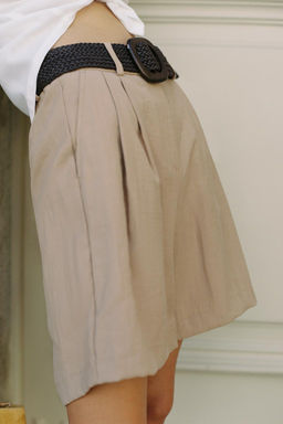 BERMUDA SHORTS WITH DARTS AND BELT - Zara фото 4