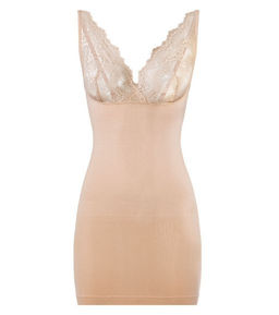 Утягивающее платье ESMARA