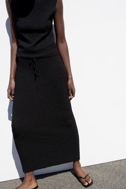 FALDA MIDI TEXTURA / Negro - Zara фото 9