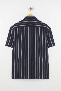 TRENDYOL MAN Lacivert Oversize Fit K?sa Kollu Cizgili Etamin Yazl?k Gomlek TMNSS25GO00012 - Trendyolmilla фото 9