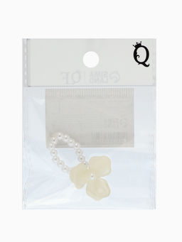 Цена за 2 шт. Кольцо бисерное «Цветок трилистник жемчужный», бежевое, на резинке, безразмерное