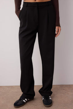 Siyah Wide Leg/Genis Paca Pileli Dokuma Kumas Pantolon TWOSS21PL0155