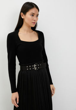 Джемпер в тонкий рубчик