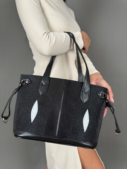 Сумка женская из кожи ската