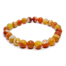 Браслет из камня Солнечный кварц дарует изобилие и карьерный рост