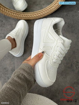 Кроссовки женские весенние