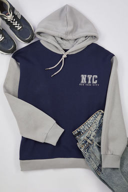 TRENDYOL MAN Ekru Oversize/Genis Kesim Renk Bloklu Sehir Nak?sl? Ici Polar Kapusonlu Sweatshirt TMNAW25SW00028 - Trendyolmilla фото 8