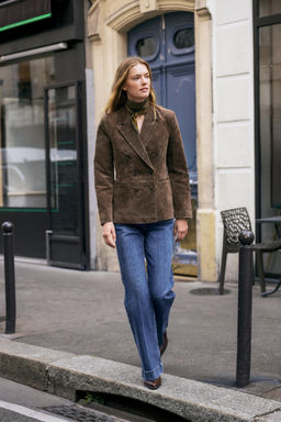 100% LEATHER DOUBLE-BREASTED BLAZER
