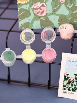 Картина по номерам на подрамнике Draw Me! Yellow-pink flowers, (20*20 см)