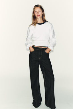 RIBBED T-SHIRT WITH BUTTONS