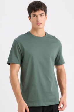 New Regular Fit Bisiklet Yaka Basic Duz K?sa Kollu Tisort