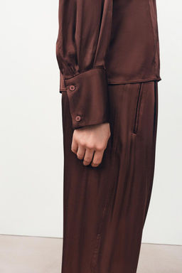 SATIN LOOSE-FITTING PLEATED TROUSERS - Zara фото 2