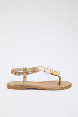 Bronz Deniz Kabuklu Inci Detayl? Parmak Aras? Kad?n S?k Sandalet TAKSS25SD00008