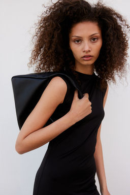 Bolso de hombro revestido