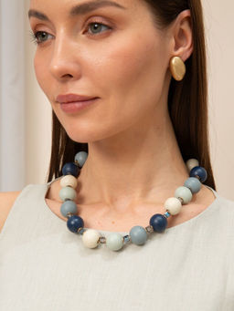 Серьги из матового металла на застежке - Модные истории фото 6