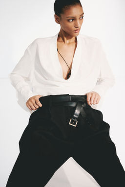 Blusa con escote drapeado - H&m фото 2