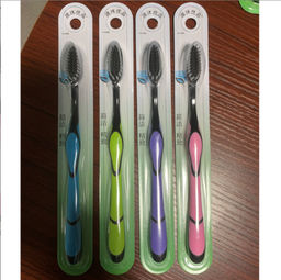 Зубная щетка с бамбуковым углем (1 шт.)