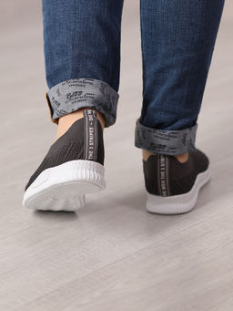 Слипоны темно-серые плоские