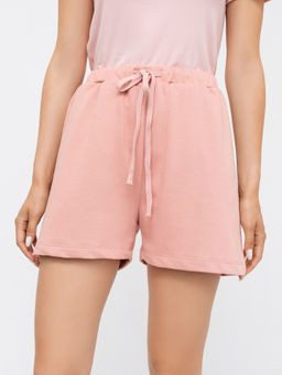 Свободные шорты мини с высокой линией талии в персиковом цвете персик 332311 - Mark formelle фото 2