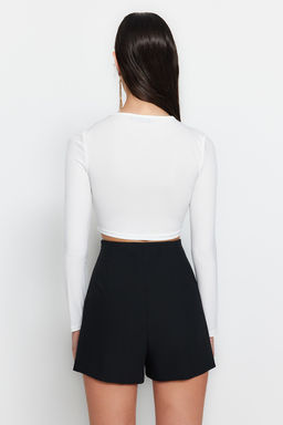 Trendyolmilla Siyah Crop Astarl? Pencere/Cut Out Detayl? Bluz TPRAW23BZ00030  фото 6