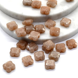 Бусина для творчества Клевер из беломорита 13*13мм с гранями, 1шт Радуга камня