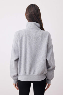 Gri Melanj Oversize/Genis Kal?p Fermuarl? Dik Yaka Kal?n Orme Sweatshirt TWOAW26SW00070