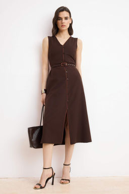 Kahverengi Kemerli Duz A Kesim Kemerli Midi Dokuma Elbise TWOSS25EL00810