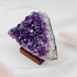 Друза Аметиста на подставке - Радуга самоцветов фото 3
