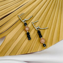 Серьги из черной Шпинели и Лунного камня