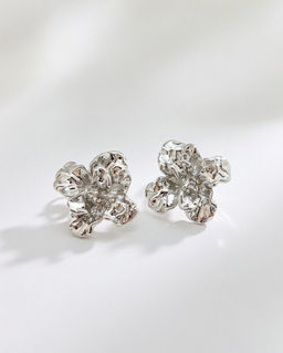 Стильные серьги