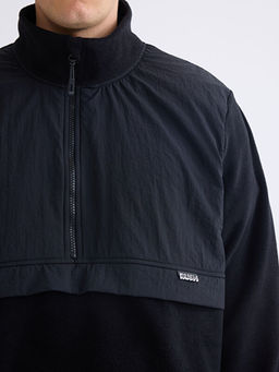 Dik Yaka Polar Erkek Sweatshirt