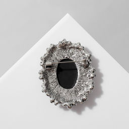 Брошь «Камея» в жемчуге, цвет серый в чернёном серебре