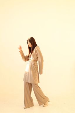 7366 Костюм трикотажный в стиле бохо серо-бежевый - Martichelli фото 9