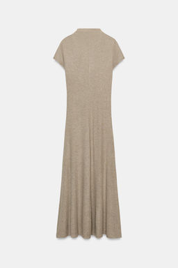 VESTIDO MAXI CUELLO ALTO / Crudo