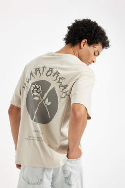 Футболка Comfort Fit с круглым вырезом и короткими рукавами с принтом