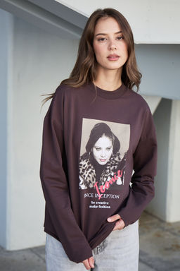 Лонгслив оверсайз с принтом