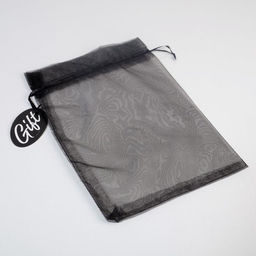 Цена за 10 шт. Мешочек подарочный органза черный «Подарок», с шильдиком, 19 х 28 см +/- 1.5 см