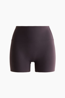 Sports hotpants with SculptMove
