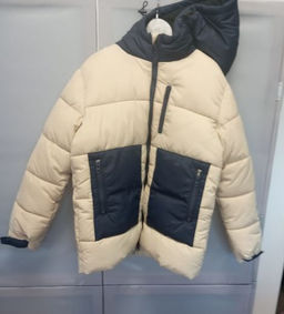 Куртка бежевая