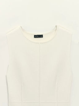 Жилет из вискозы / Zarina