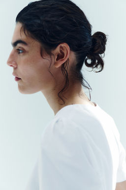 Blusa con escote en U - H&m фото 7