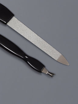 Цена за 4 шт. Набор маникюрный, 2 предмета: триммер, металлическая пилка